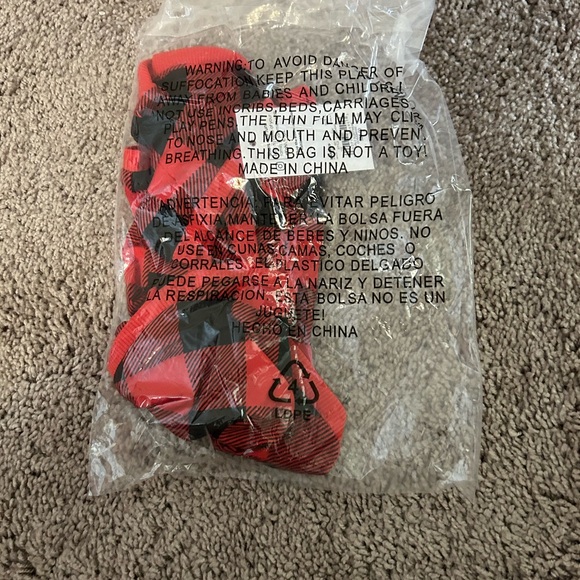 BNWT Kohl’s Red Black Buffalo Plaid Check Dog Pet Pajamas Jammies Families - Picture 8 of 13